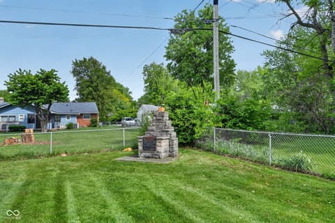 Yard at 1147 Hathaway Drive, Indianapolis, IN