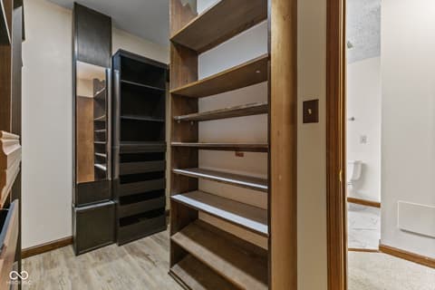 Walk In Closets — 5974 Oak Hill West Drive, Plainfield, IN