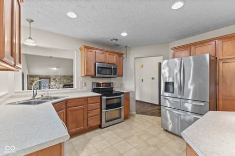 Kitchen at 5974 Oak Hill West Drive, Plainfield, IN