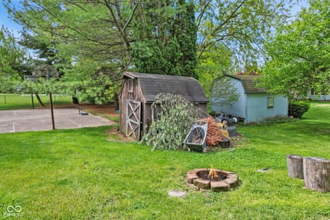 Yard at 5974 Oak Hill West Drive, Plainfield, IN