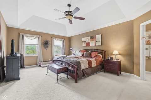 Primary bedroom at 13221 Griffin Run, Carmel, IN