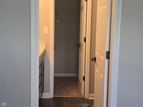 Photo of 1583 N Creekwater Pass, Greenfield, IN