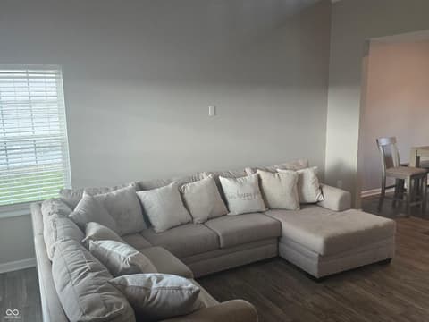 Photo of 1583 N Creekwater Pass, Greenfield, IN