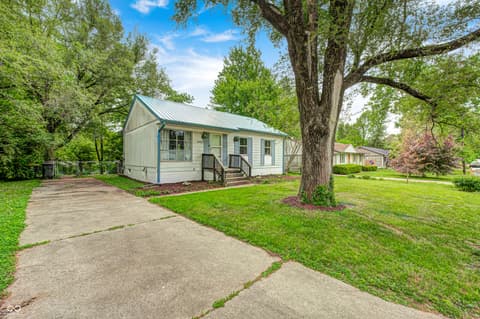 Photo of 3442 N Valleyview Drive, Bloomington, IN