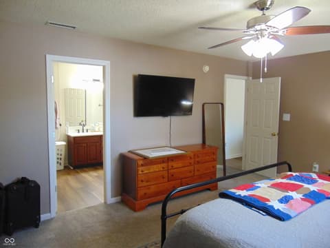 Primary bedroom at 982 Youngs Creek Drive, Franklin, IN
