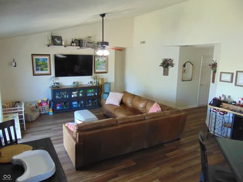 Living room at 982 Youngs Creek Drive, Franklin, IN