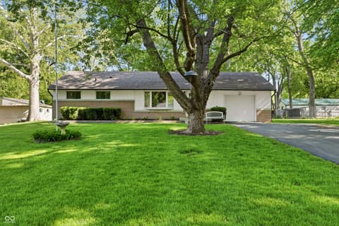 2844 Canterbury Lane