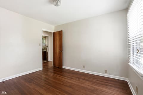 Photo of 2844 Canterbury Lane, Indianapolis, IN