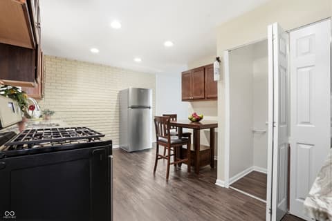 Photo of 2844 Canterbury Lane, Indianapolis, IN