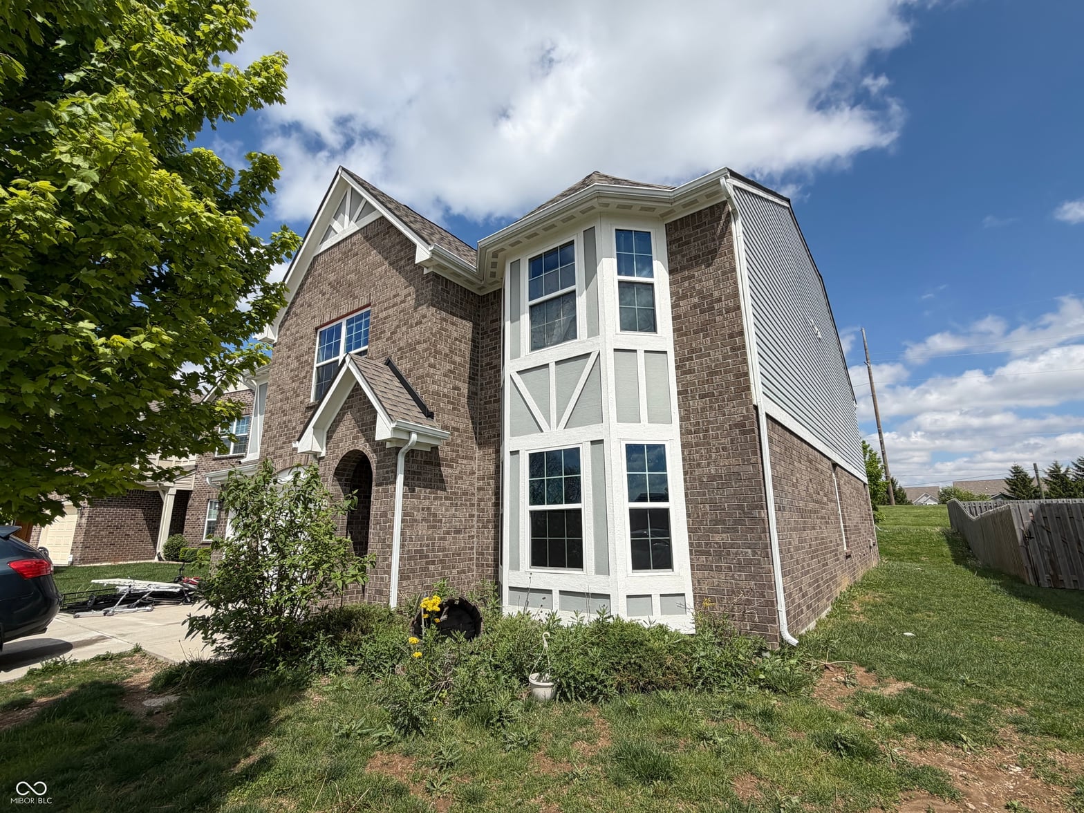 Front exterior at 1727 Dogwood Lake Way, Indianapolis, IN