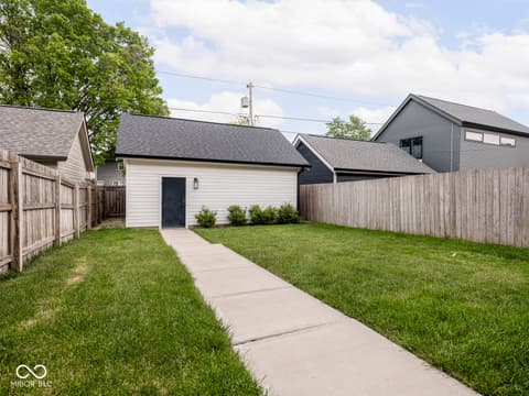 Photo of 349 N Arsenal Avenue, Indianapolis, IN