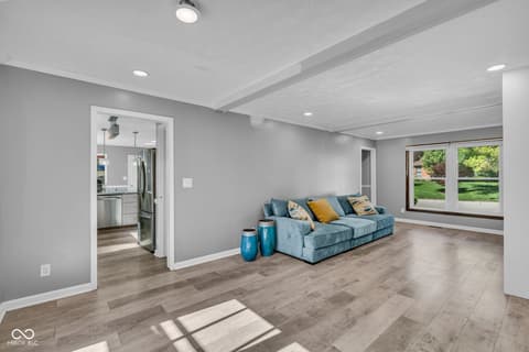 Photo of 1039 Ridgeview Court, Avon, IN