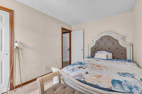 Photo of 1039 Ridgeview Court, Avon, IN
