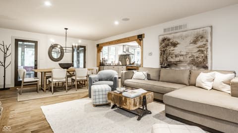Living room at 4673 S 975 E, Zionsville, IN