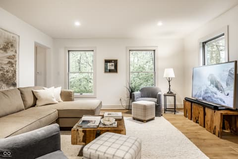 Living room at 4673 S 975 E, Zionsville, IN