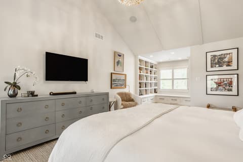 Photo of 532 Dorset Boulevard, Carmel, IN