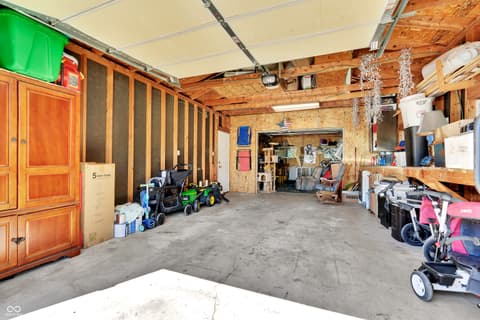 Garage at 38 Fountain Lake Drive, Greenfield, IN