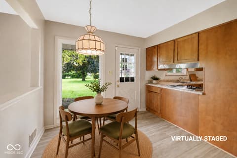 Breakfast Area — 5125 Thornleigh Drive, Indianapolis, IN
