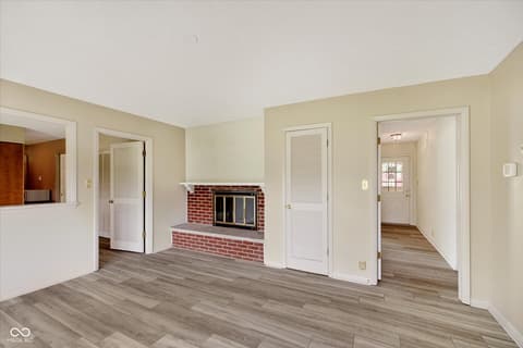 Living room at 5125 Thornleigh Drive, Indianapolis, IN