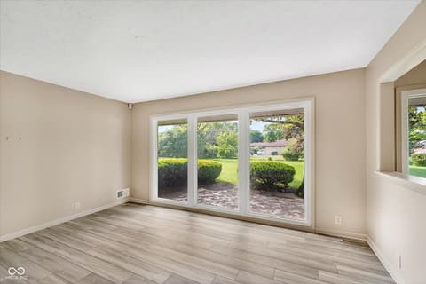 Living room at 5125 Thornleigh Drive, Indianapolis, IN