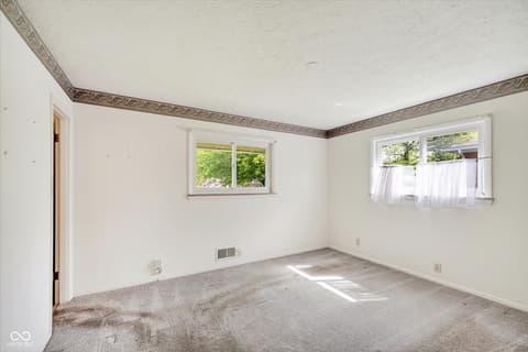 Primary bedroom at 5125 Thornleigh Drive, Indianapolis, IN