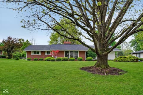 Front exterior at 5125 Thornleigh Drive, Indianapolis, IN
