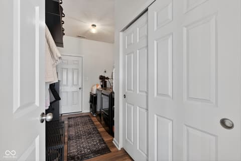 Laundry room at 6551 Homestead Drive, Whitestown, IN