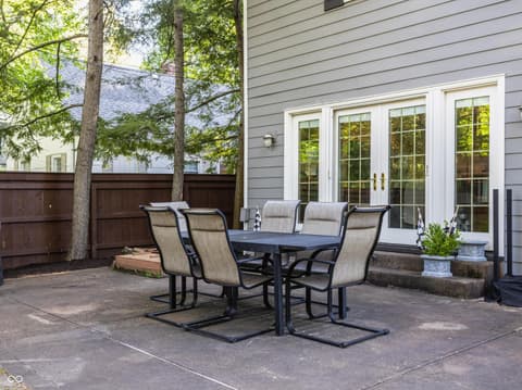 Photo of 7002 N Warwick Road, Indianapolis, IN