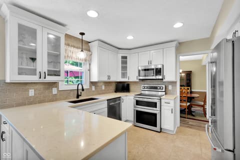 Kitchen at 13077 Lansdowne Drive, Fishers, IN