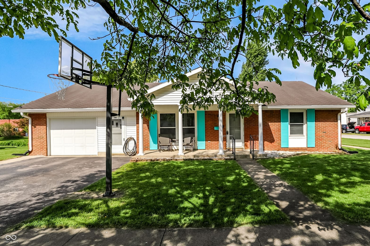 Photo of 200 S Vine Street, Thorntown, IN