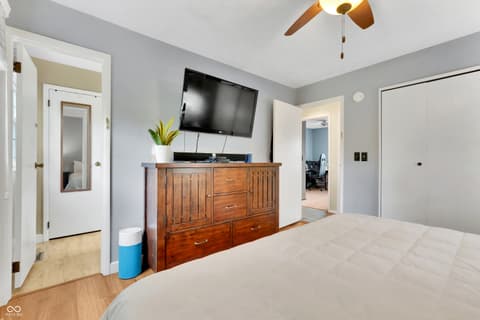 Bedroom at 1570 Apple Street, Greenfield, IN