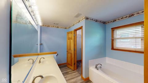Photo of 8316 Hunters Meadow Way, Indianapolis, IN