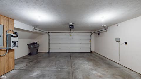 Photo of 8316 Hunters Meadow Way, Indianapolis, IN