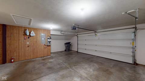 Photo of 8316 Hunters Meadow Way, Indianapolis, IN