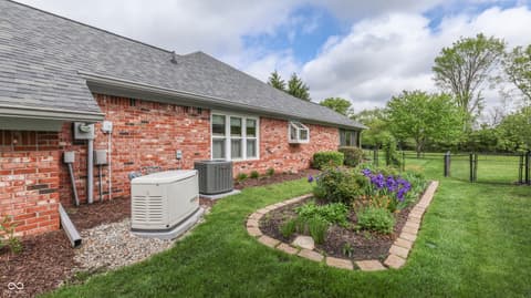Photo of 8316 Hunters Meadow Way, Indianapolis, IN
