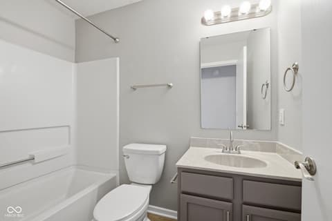 Photo of 987 Rosemary Circle, Greenfield, IN