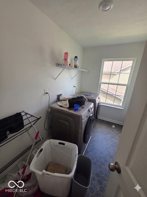 Photo of 889 Declaration Drive, Pittsboro, IN