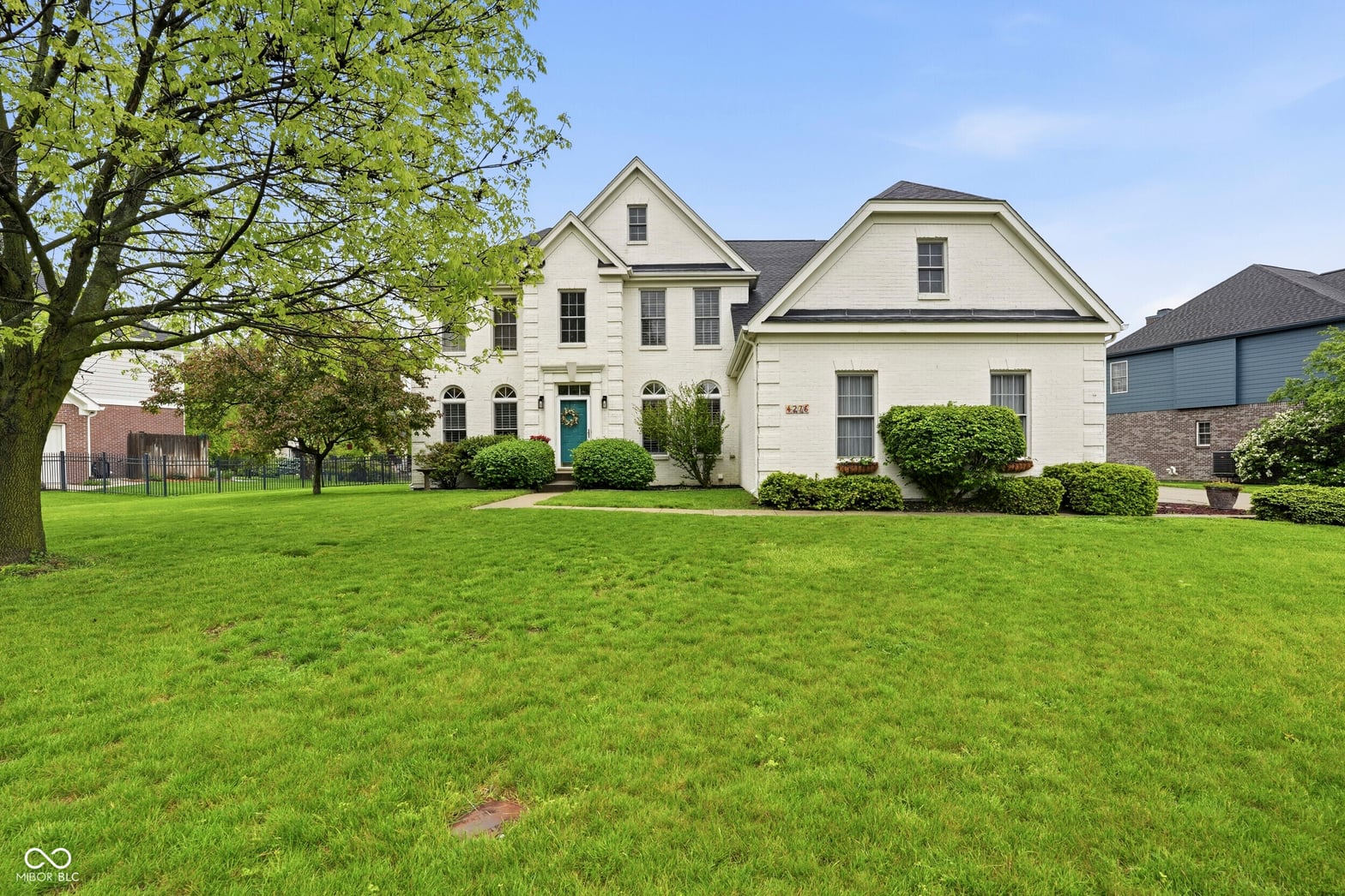 Photo of 4276 Honeysuckle Lane, Zionsville, IN