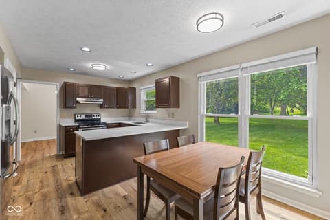 Photo of 12427 Doe Lane, Indianapolis, IN