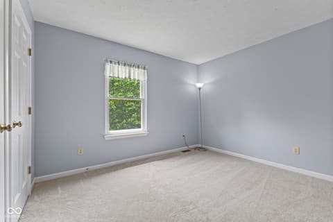 Photo of 12427 Doe Lane, Indianapolis, IN