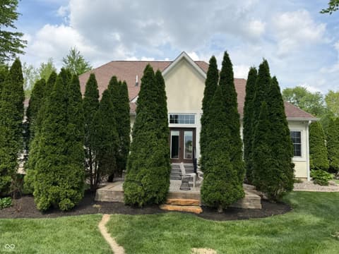 Photo of 355 Woodside Court, Batesville, IN