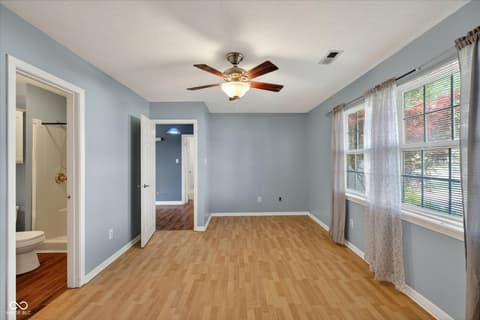 Photo of 27 Lake Drive S, Brownsburg, IN