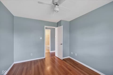 Photo of 27 Lake Drive S, Brownsburg, IN