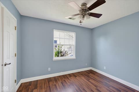 Photo of 27 Lake Drive S, Brownsburg, IN