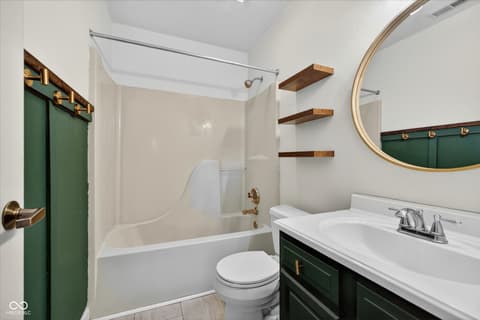 Photo of 27 Lake Drive S, Brownsburg, IN