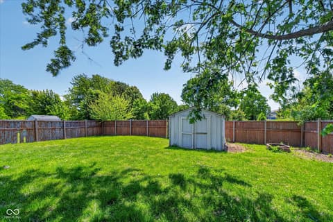 Photo of 27 Lake Drive S, Brownsburg, IN