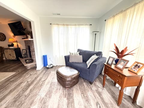 Bonus room at 789 Jefferson Park Drive, Pittsboro, IN