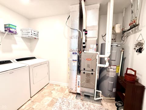 Laundry room at 789 Jefferson Park Drive, Pittsboro, IN