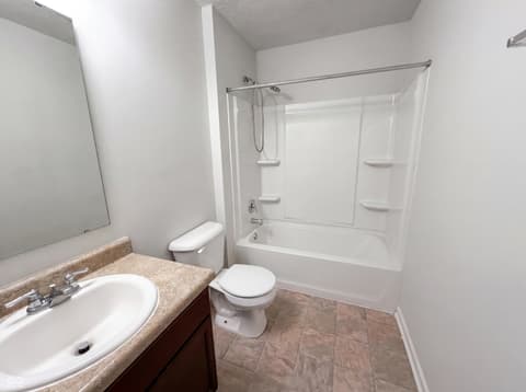 Photo of 939 Olmsted Court, Shelbyville, IN