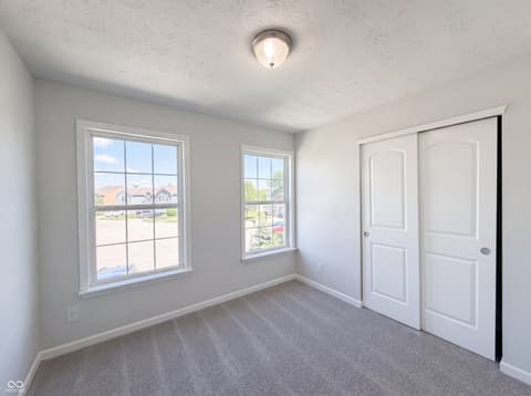 Photo of 939 Olmsted Court, Shelbyville, IN